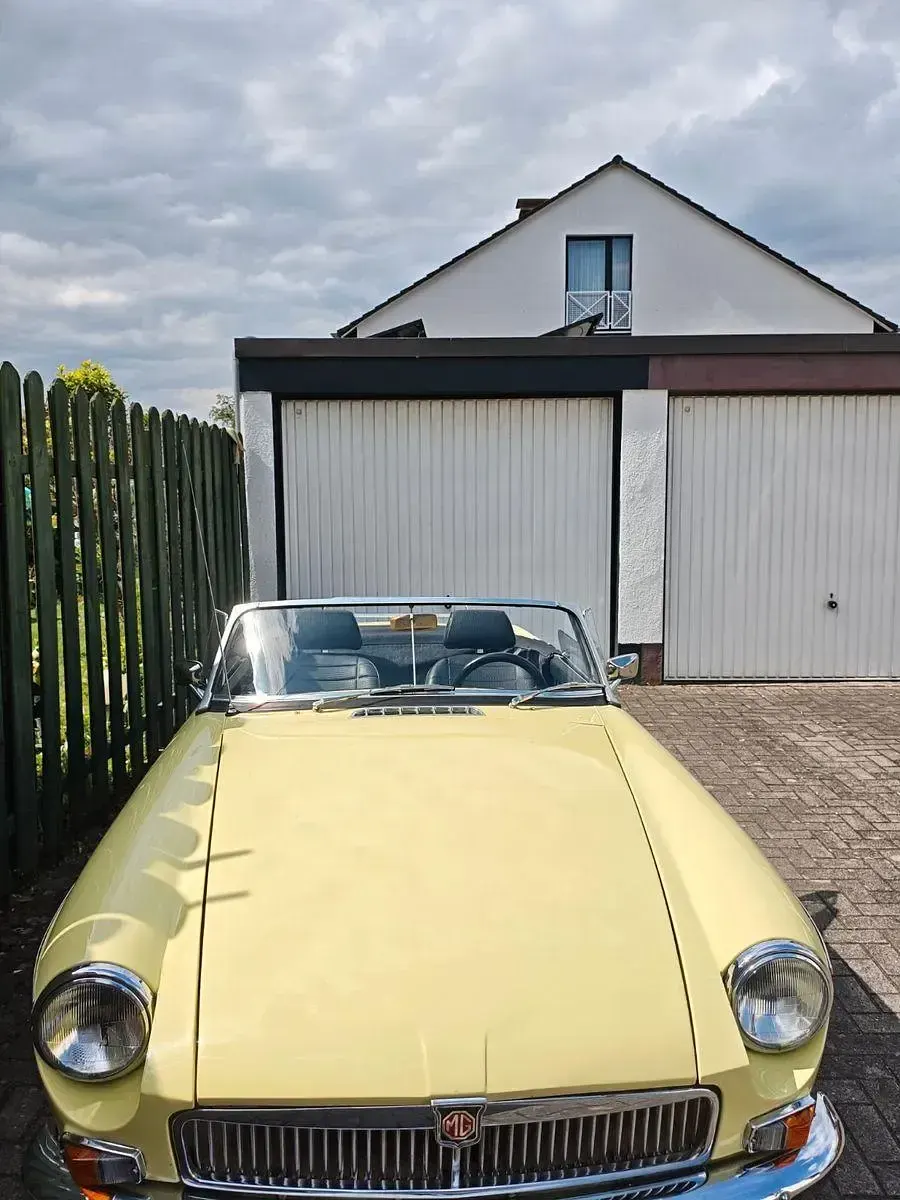 Gebraucht MG B 95 PS (69 kW) 1964 Gelb Cabrio