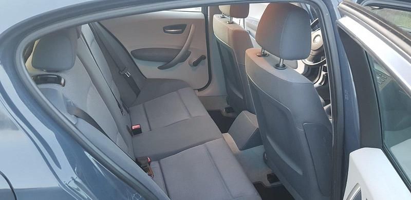 Gebraucht BMW 116 116 PS (85 kW) 2006 Blau Kleinwagen