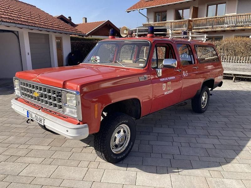 Gebraucht Chevrolet Suburban 167 PS (122 kW) 1980 Rot SUV