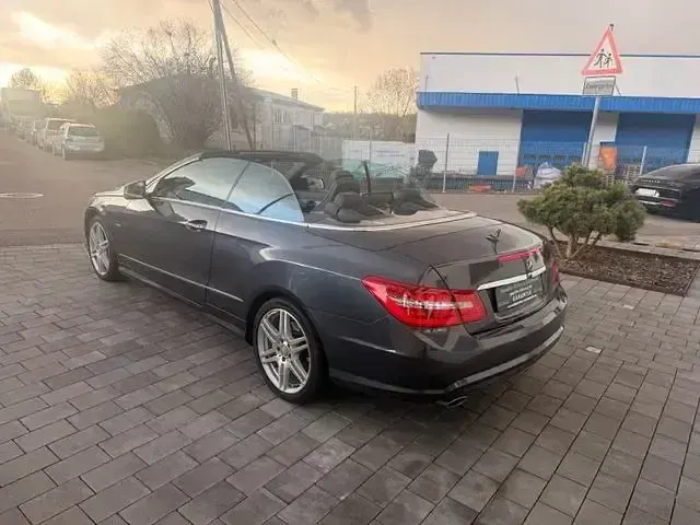 Gebraucht Mercedes E350 Avantgarde 265 PS (194 kW) 2012 Andere Cabrio
