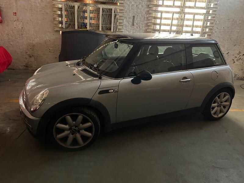 Grau Gebraucht 2002 Mini Cooper Kleinwagen | 2.000 € - Bild 1/4