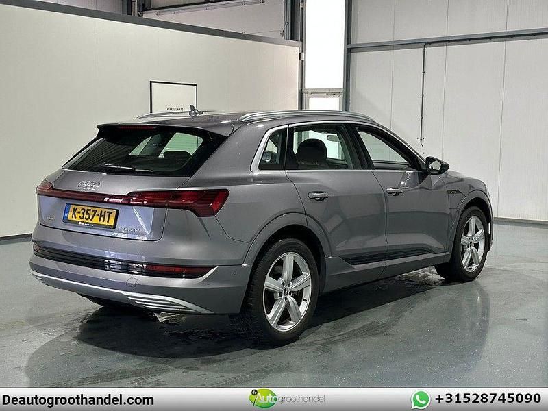 Gebraucht Audi e-tron Business 230 kW (313 PS) 2020 Grau SUV