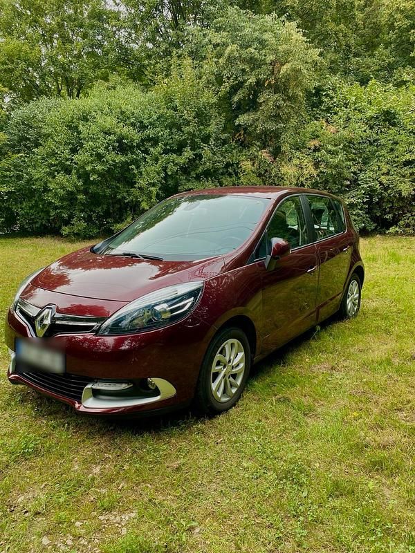 Rot Gebraucht 2013 Renault Scénic III Initiale Paris Van / Kleinbus | 7.800 € (Fairer Preis) - Bild 1/4