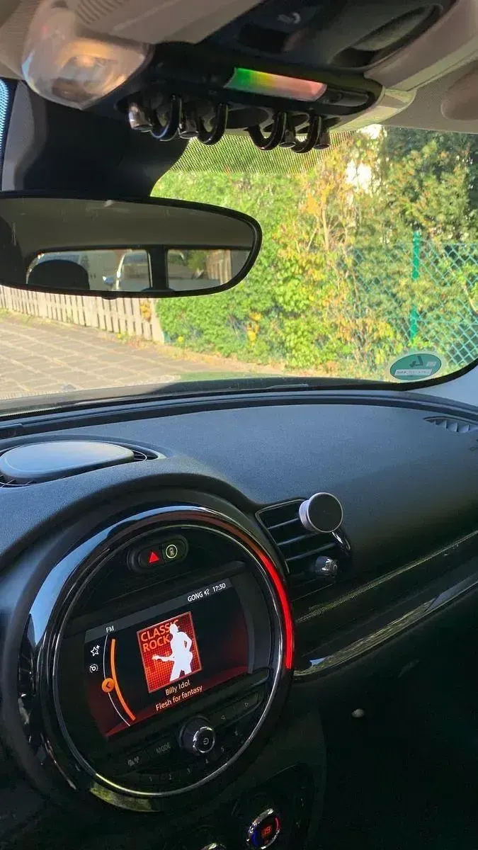 Gebraucht Mini ONE Essential 102 PS (75 kW) 2019 Grau Kleinwagen