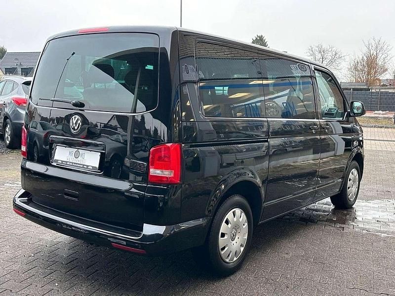 Second-hand VW T5 140 CP (102 kW) 2012 Negru Van