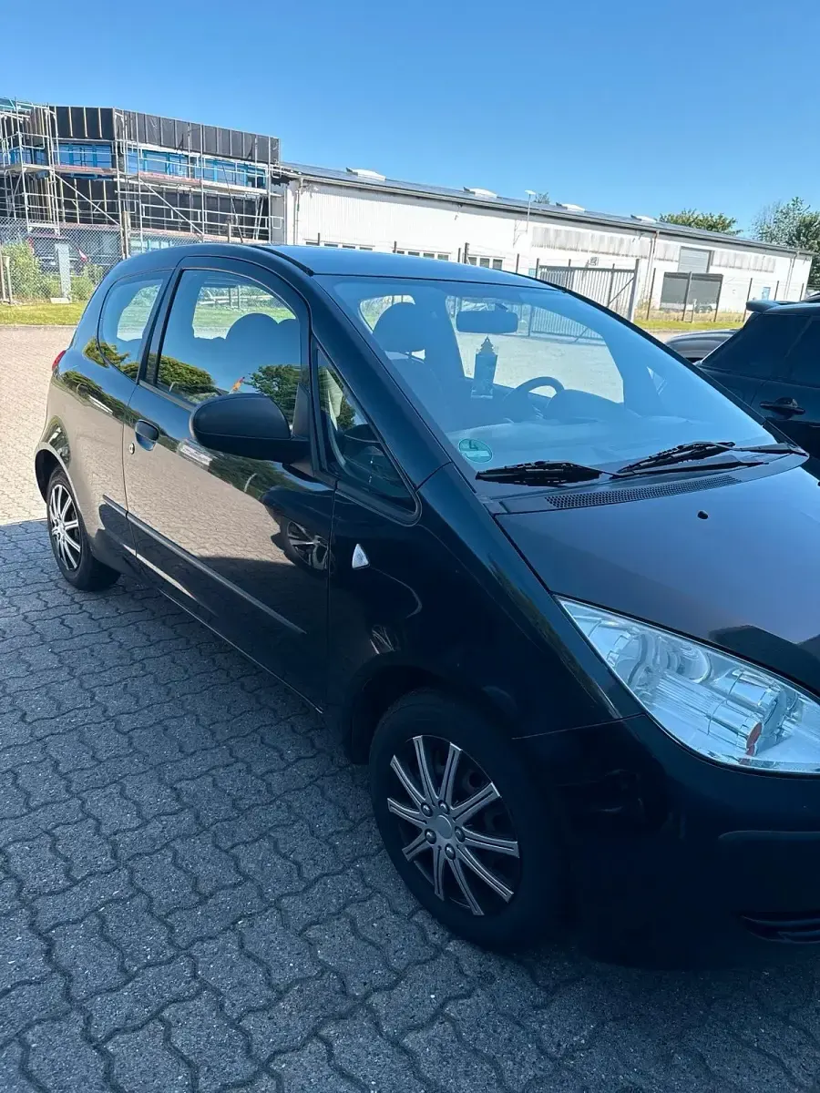 Gebraucht Mitsubishi Colt 75 PS (55 kW) 2008 Schwarz Kleinwagen