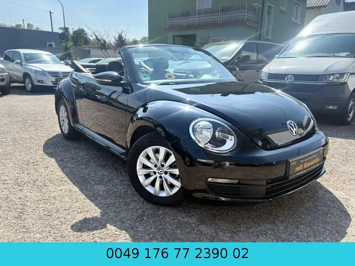 Gebraucht VW Beetle Cabriolet Basis 105 PS (77 kW) 2015 Schwarz Cabrio