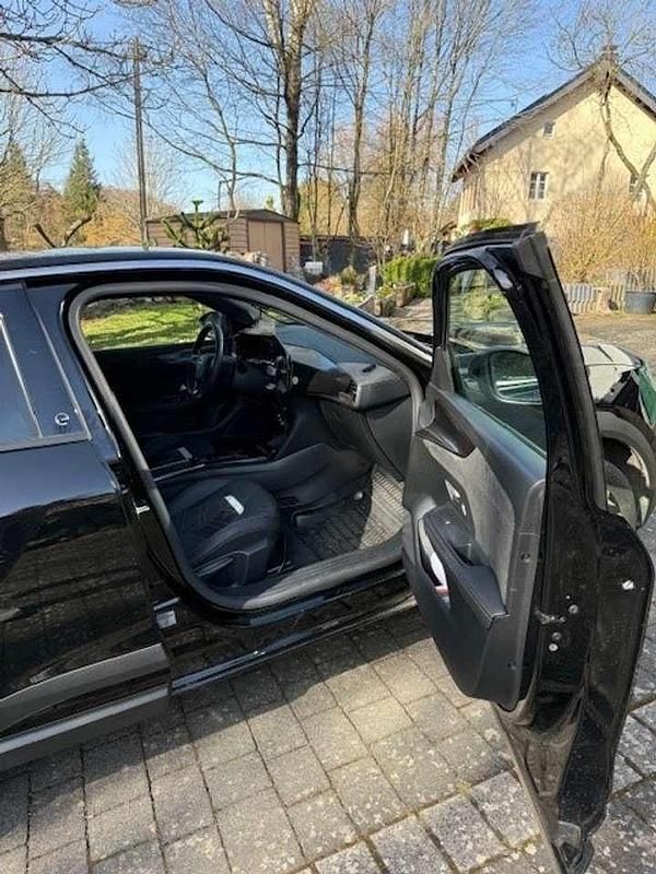 Gebraucht Opel Mokka-e Ultimate 100 kW (136 PS) 2021 Schwarz SUV