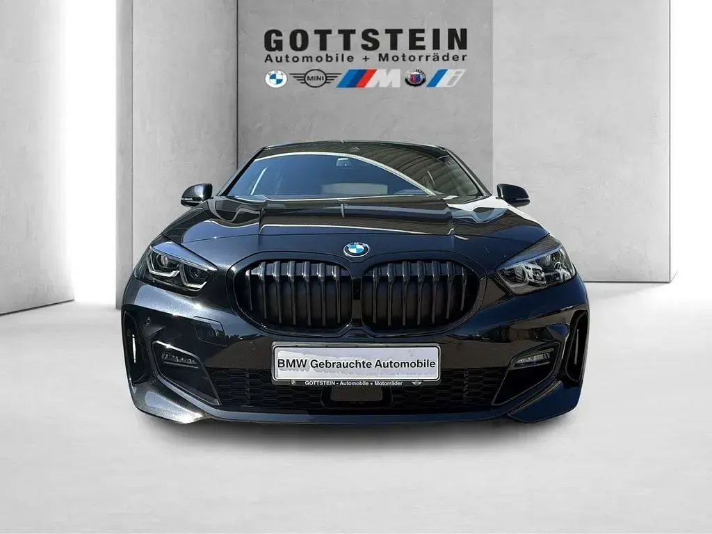 Gebraucht BMW 120 M Sport 178 PS (130 kW) 2022 Schwarz Limousine