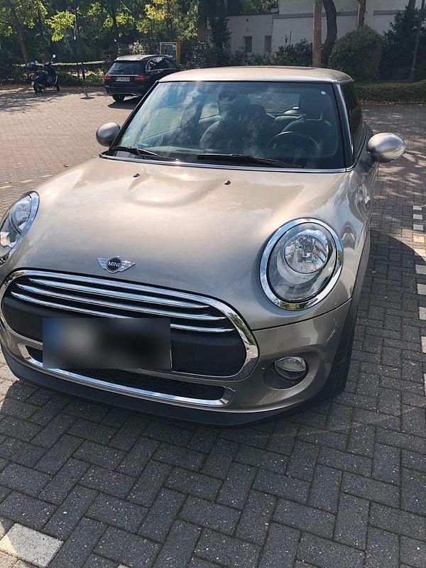Usado Mini ONE 102 HP (75 kW) 2017 Prateado Citadino