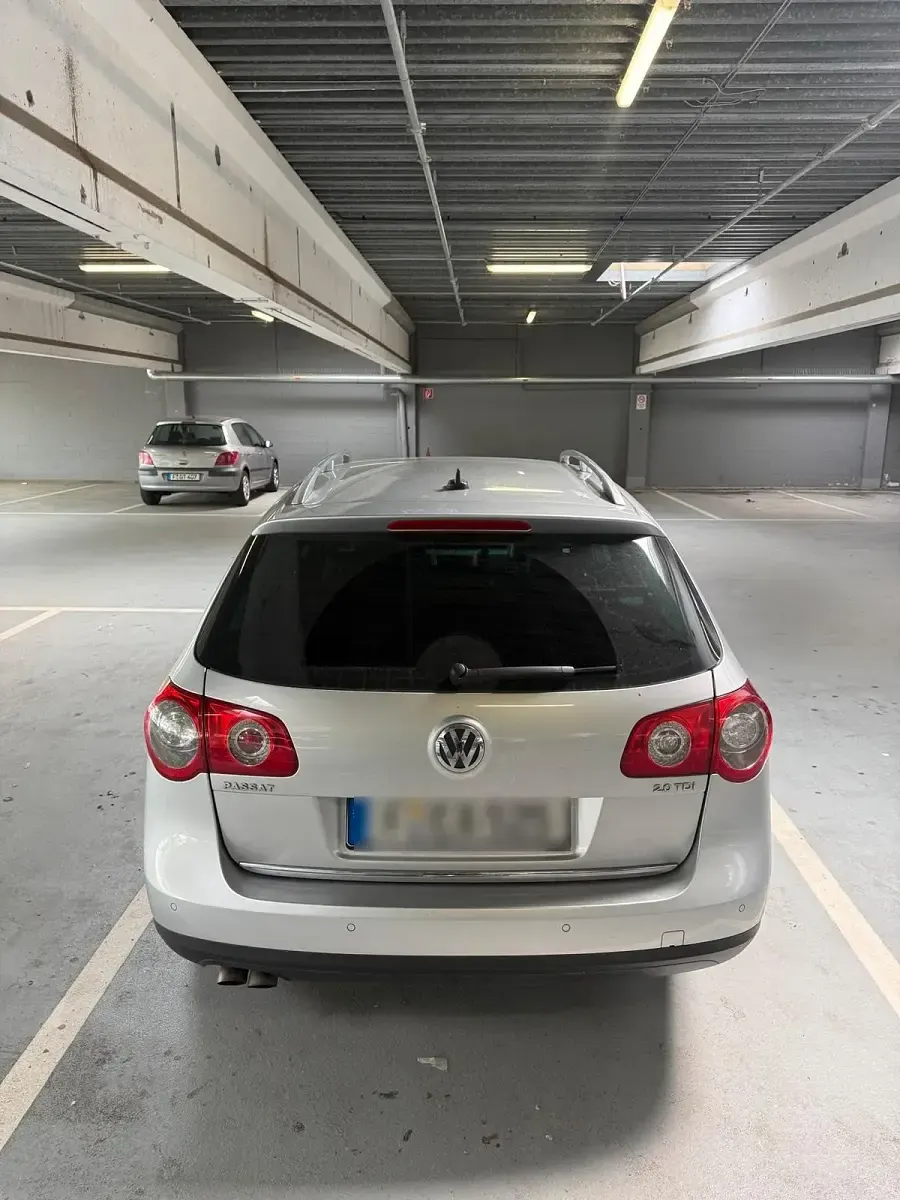 Gebraucht VW Passat 150 PS (110 kW) 2009 Silber Kombi