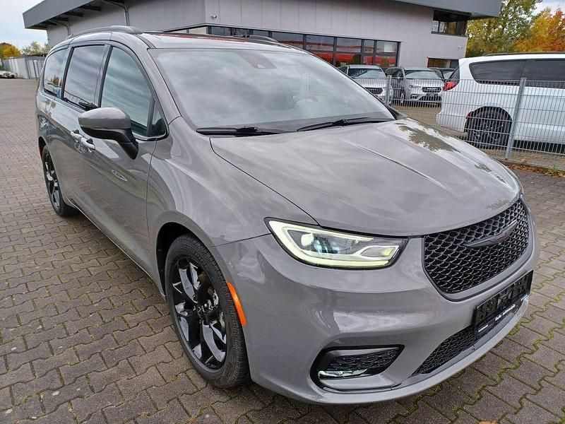 Gebraucht Chrysler Pacifica 291 PS (214 kW) 2023 Grau Van / Kleinbus