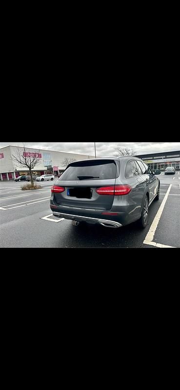 Gebraucht Mercedes E400 340 PS (250 kW) 2019 Grau Kombi