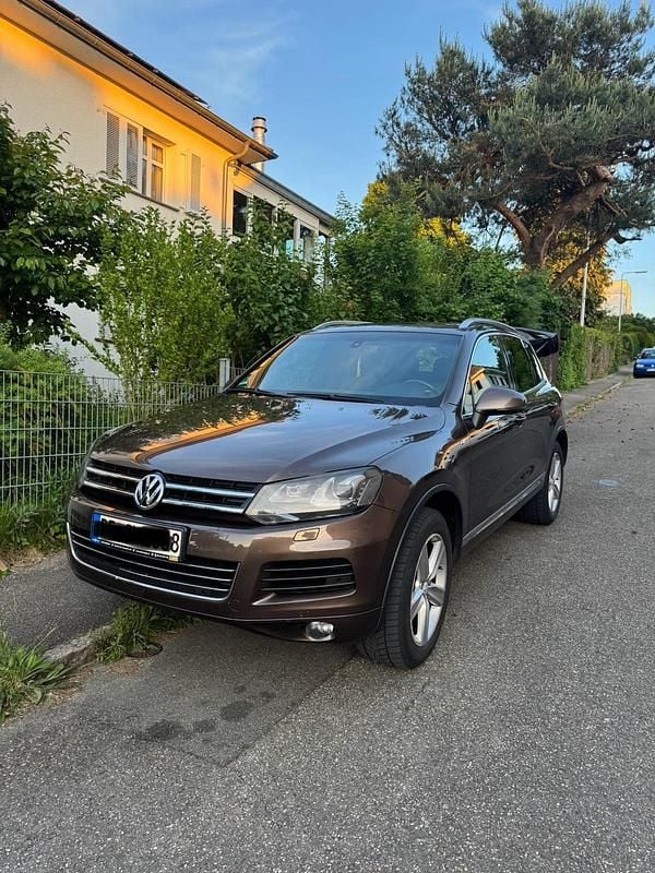 Gebraucht 2010 VW Touareg R-line SUV | 10.800 € (Teuer) - Bild 1/4
