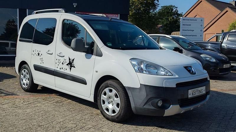 Gebraucht Peugeot Partner 98 PS (72 kW) 2010 Weiß Van / Kleinbus