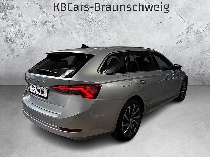 Gebraucht Skoda Octavia First Edition 150 PS (110 kW) 2020 Silber Kombi