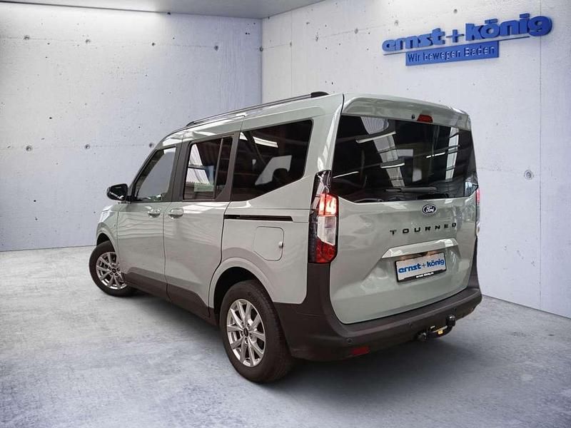 Gebraucht Ford Tourneo Courier Titanium 125 PS (91 kW) 2025 Cactus grey Van / Kleinbus