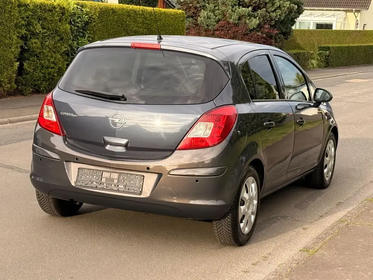 Gebraucht Opel Corsa Edition 87 PS (63 kW) 2010 Blau Kleinwagen