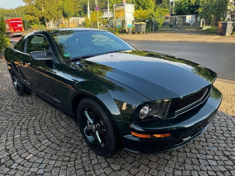 Gebraucht Ford Mustang Bullitt 320 PS (235 kW) 2008 Grün Coupé