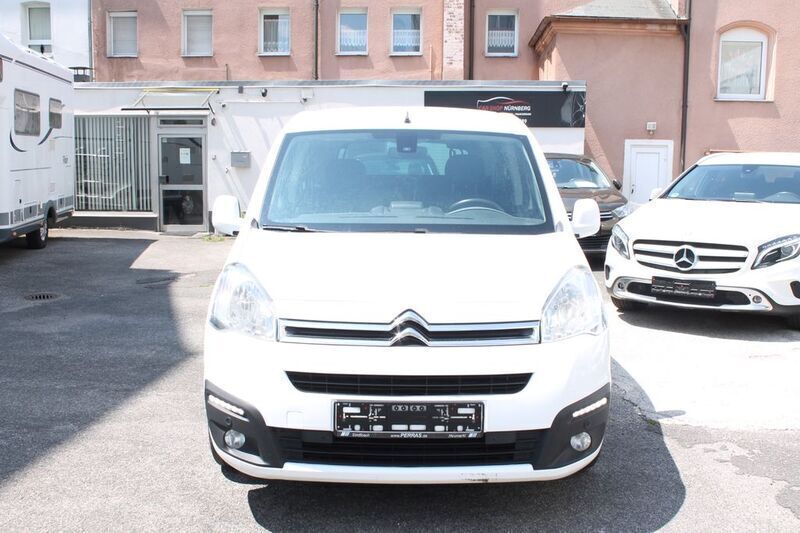 Gebraucht 2016 Citroën Berlingo SELECTION Van / Kleinbus | 5.900 € (Superpreis) - Bild 1/2