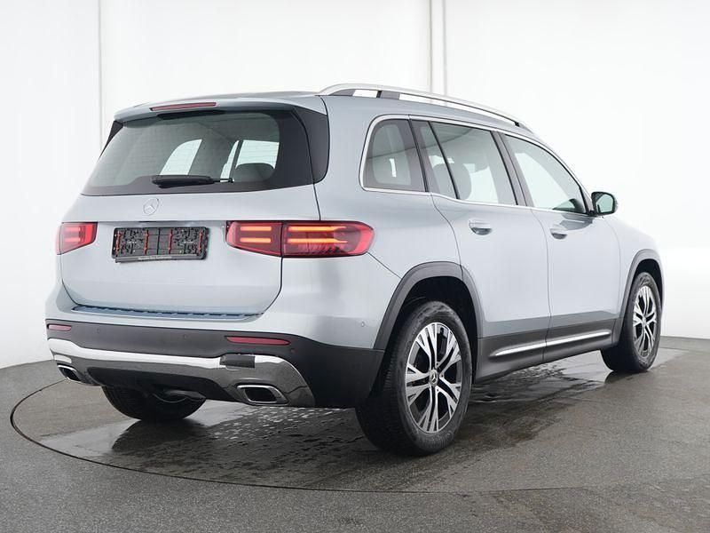 Gebraucht Mercedes GLB220 Progressive 190 PS (139 kW) 2025 Silber SUV