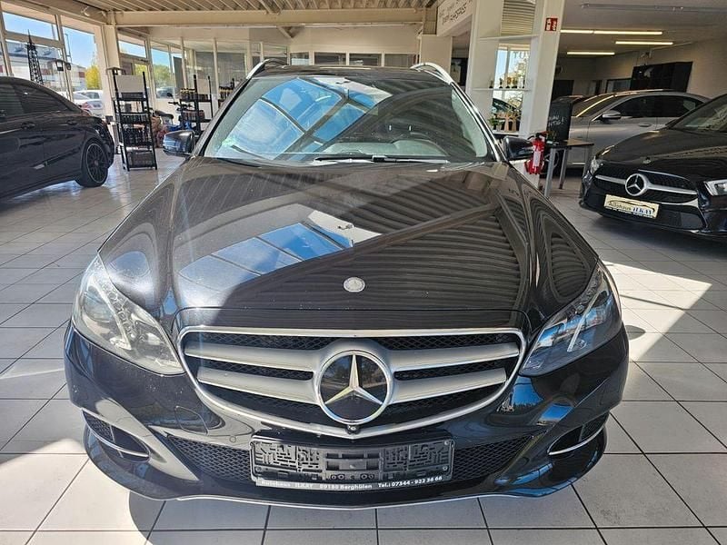 Gebraucht Mercedes E350 258 PS (189 kW) 2014 Schwarz Kombi