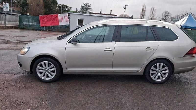 Silber Gebraucht 2012 VW Golf VI Style Kleinwagen | 2.900 € (Superpreis) - Bild 1/4