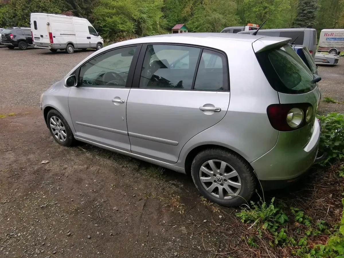 Gebraucht VW Golf IV 101 PS (74 kW) 2005 Silber Kombi