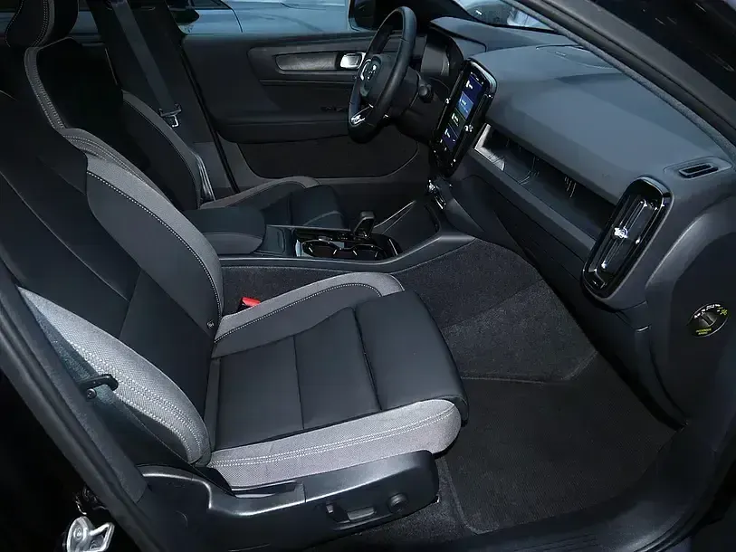 Occasion Volvo C40 Ultimate 300 kW (408 ch) 2022 Noir SUV