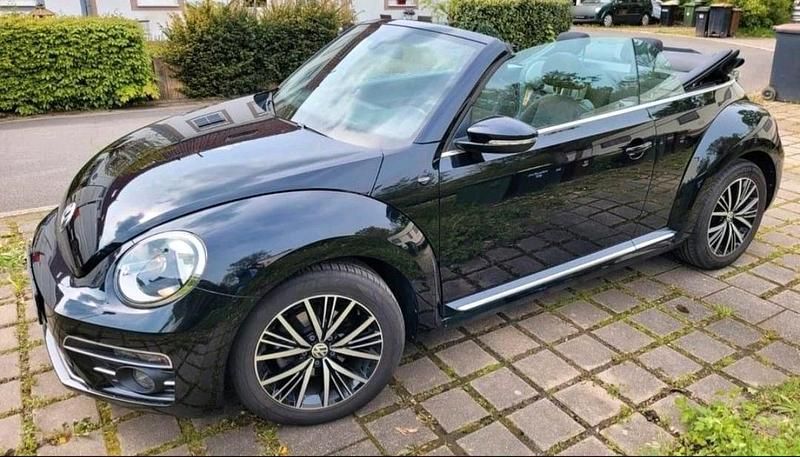 Gebraucht VW Beetle Sound 106 PS (77 kW) 2017 Schwarz Kleinwagen