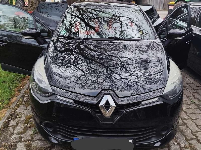 Schwarz Gebraucht 2012 Renault Clio IV Expression Limousine | 5.350 € (Teuer) - Bild 1/4
