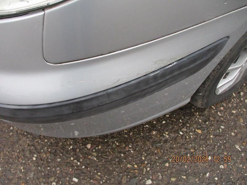 Gebraucht Peugeot 807 100 PS (73 kW) 2003 Silber Van / Kleinbus