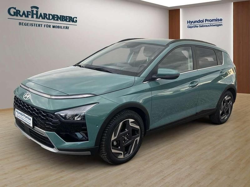Mangrove green / mic Gebraucht 2024 Hyundai Bayon Prime SUV | 23.490 € (Etwas zu teuer) - Bild 1/4