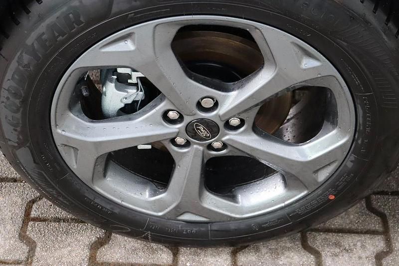 Neu Ford Kuga ST-Line 242 PS (177 kW) 2026 Frozen white SUV