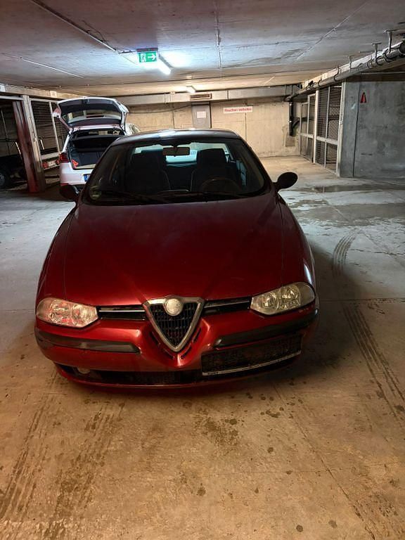 Gebraucht Alfa Romeo 156 120 PS (88 kW) 1998 Rot Limousine