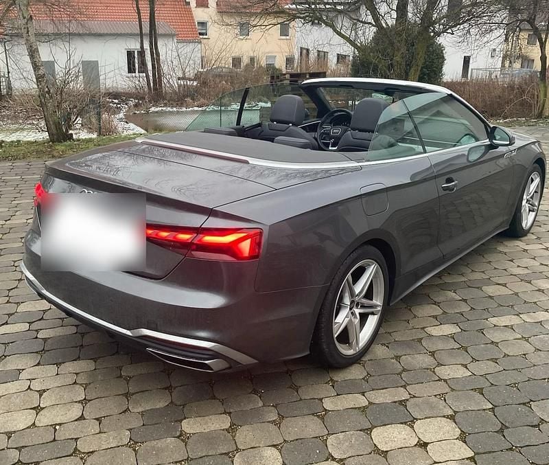 Gebraucht Audi A5 Cabriolet S-Line 150 PS (110 kW) 2022 Grau Cabrio