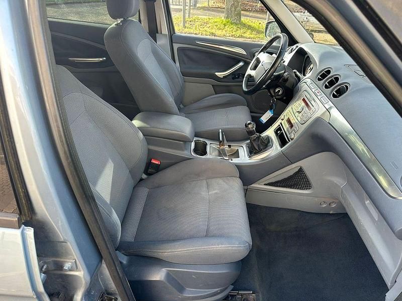 Gebraucht Ford S-MAX Titanium 145 PS (106 kW) 2007 Blau Van / Kleinbus