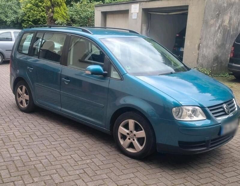 Blau Gebraucht 2004 VW Touran Van / Kleinbus | 2.300 € (Fairer Preis) - Bild 1/4