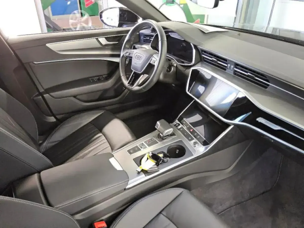 Usata Audi A6 Advanced 204 CV (150 kW) 2023 Nero Station wagon