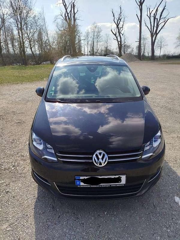 Gebraucht VW Sharan Match 140 PS (102 kW) 2012 Schwarz Van / Kleinbus