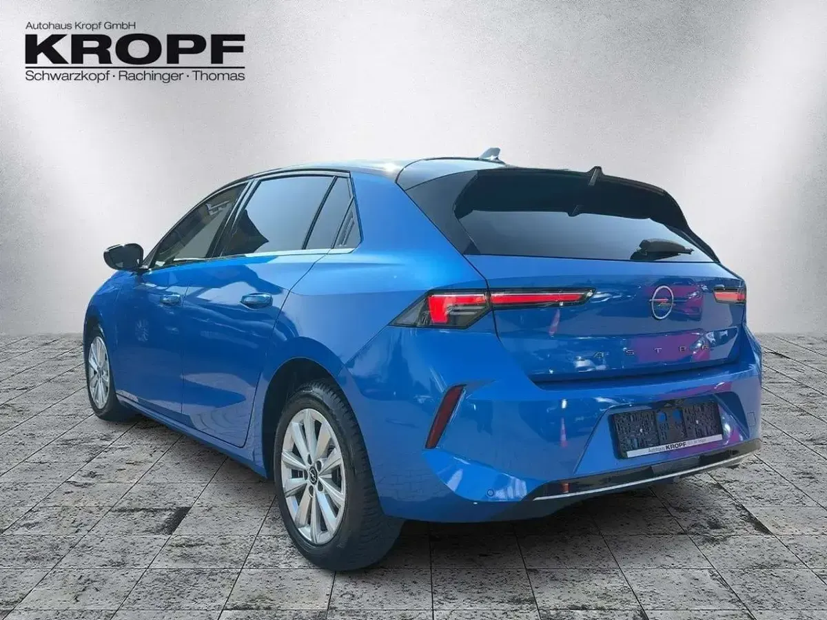 Gebraucht Opel Astra Elegance 131 PS (96 kW) 2023 Blau Limousine