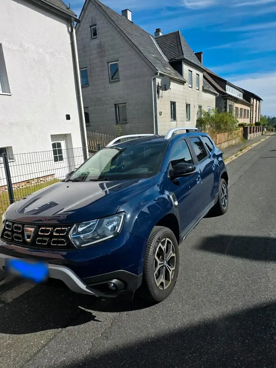 Gebraucht Dacia Duster Celebration 150 PS (110 kW) 2020 Blau SUV