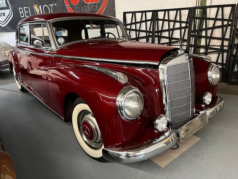 Rot Gebraucht 1954 Mercedes 300 Limousine | 64.900 € - Bild 1/4