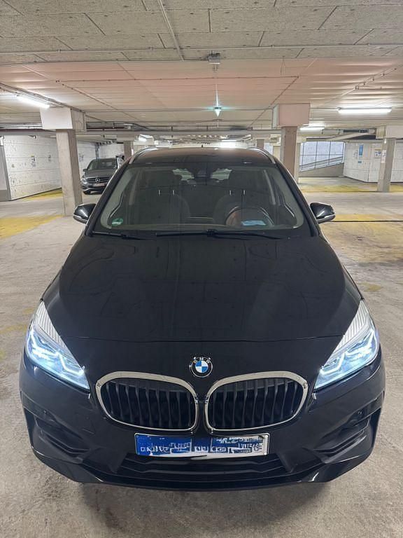 Gebraucht BMW 218 Active Tourer 136 PS (100 kW) 2021 Schwarz Van / Kleinbus