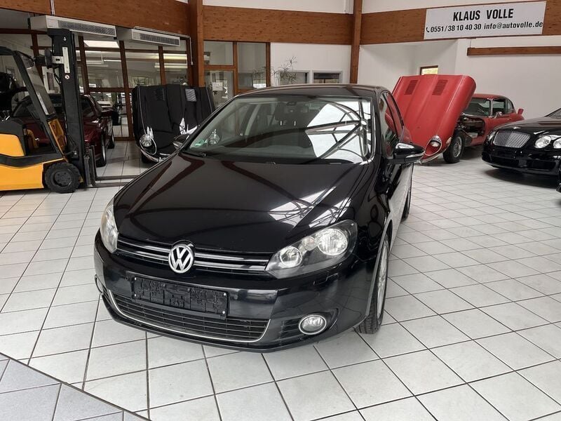 Schwarz Gebraucht 2011 VW Golf VI Style Limousine | 3.950 € (Fairer Preis) - Bild 1/4