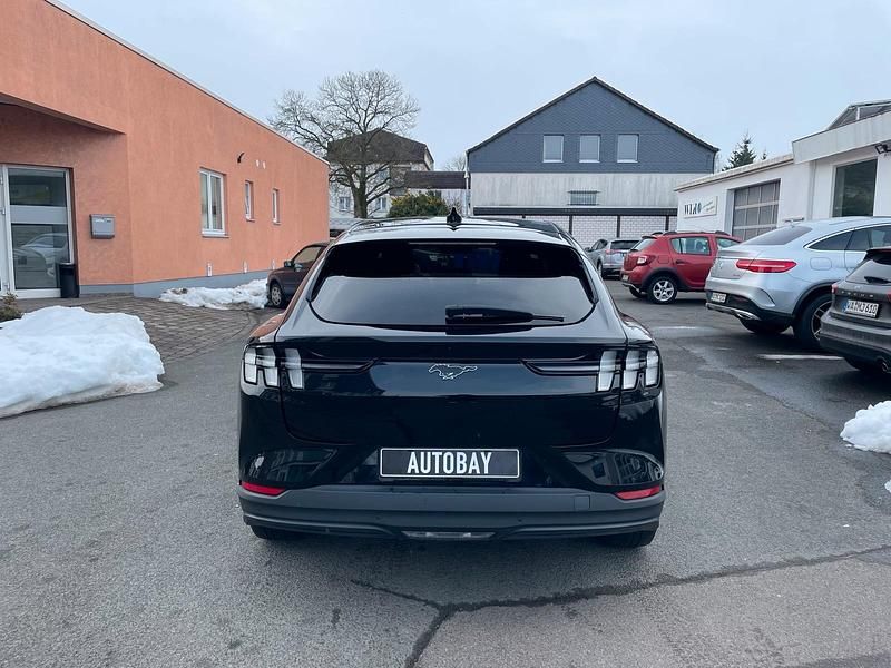 Gebraucht Ford Mustang Mach-E 197 kW (269 PS) 2021 SUV