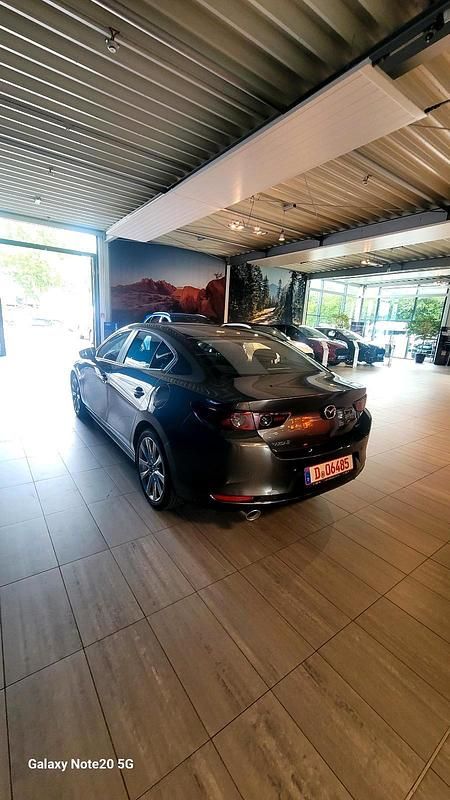 Braun Gebraucht 2021 Mazda 3 Limousine | 21.000 € (Guter Preis) - Bild 1/4