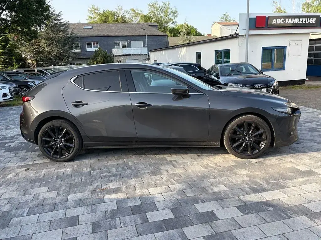 Gebraucht Mazda 3 Selection 186 PS (136 kW) 2021 Grau Limousine