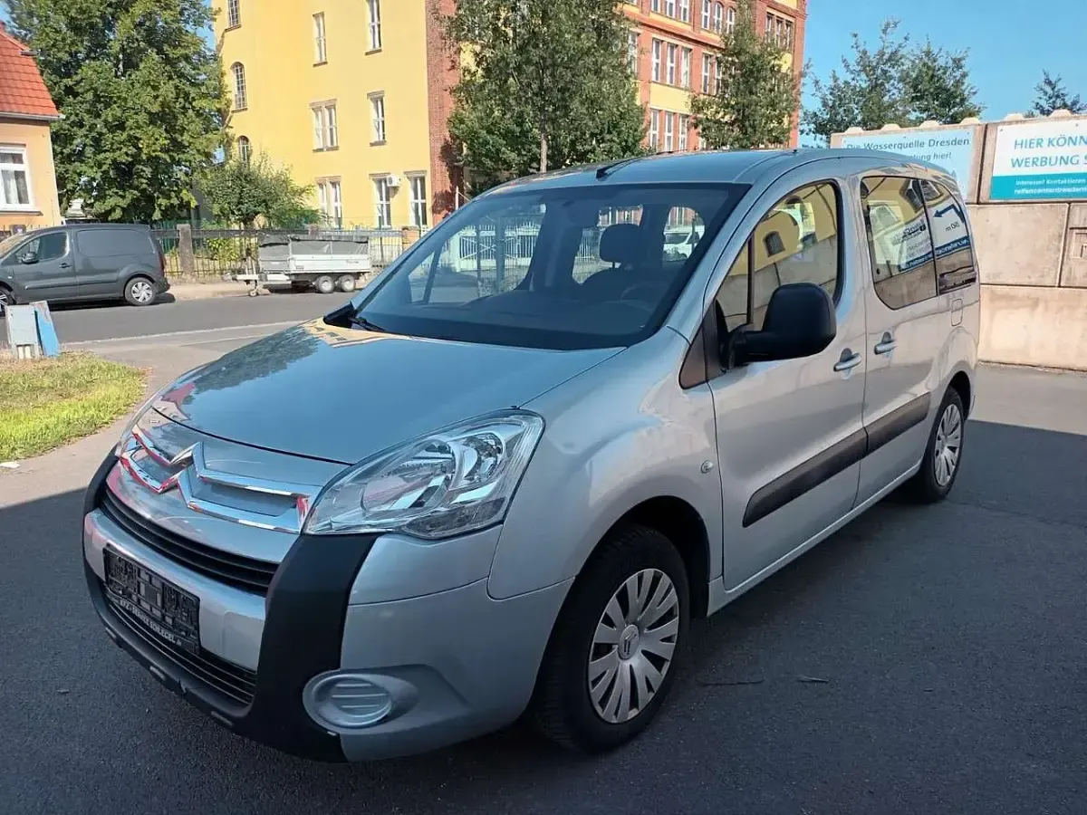 Gebraucht Citroën Berlingo 120 PS (88 kW) 2010 grau/meta Van / Kleinbus