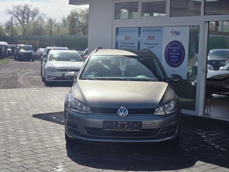 Gebraucht VW Golf VII Trendline 86 PS (63 kW) 2016 Grau Kombi